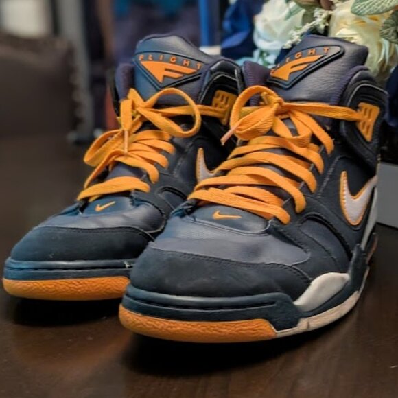 B31 NIKE Air Flight Falcon Obsidian/White/Circuit Orange - Picture 1 of 9